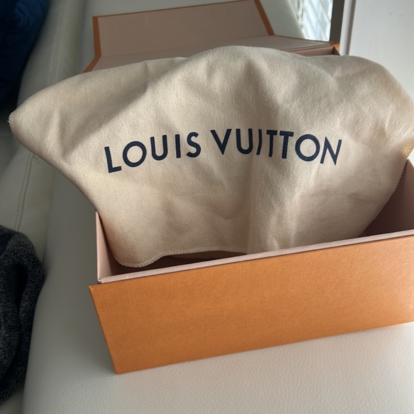 Vanity PM - Picture 10 of 16